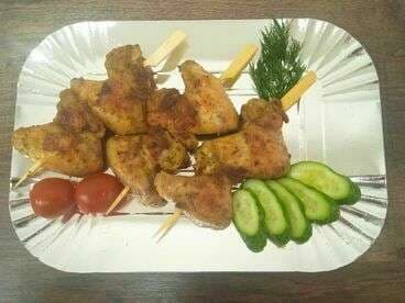 Мини-шашлычки из куриных крылышек