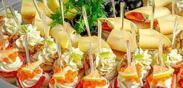 Ассорти сырных канапе
