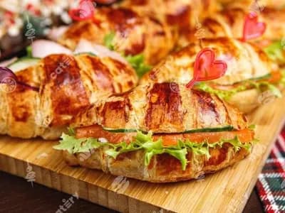 Сет Ассорти из круассанов «Кофе-брейк» 1/2