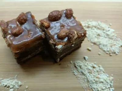 Пирожное мини "Карамельно-ореховое"