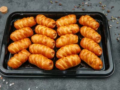 Мини-колбаски в тесте