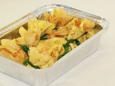Жульен грибной в мешочке из французского блинчика