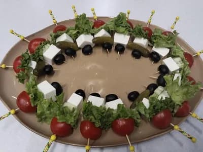 Канапе по-гречески (10шт)