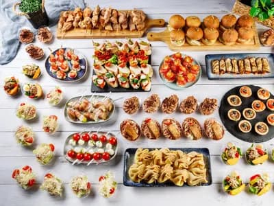 Фуршетный сет «Изысканный» на 15-20 персон