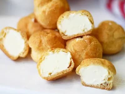 Профитроли со сливочным кремом