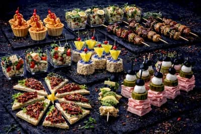 Вкусные блюда на фуршет на 9 персон - около 1450 рублей на человека!