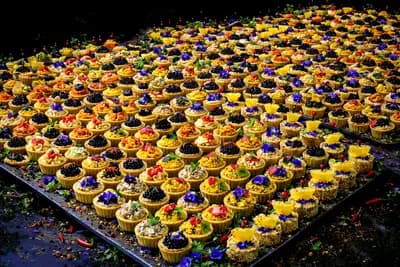Деловой перекус на 70 персон - всего по 425 рублей с человека!
