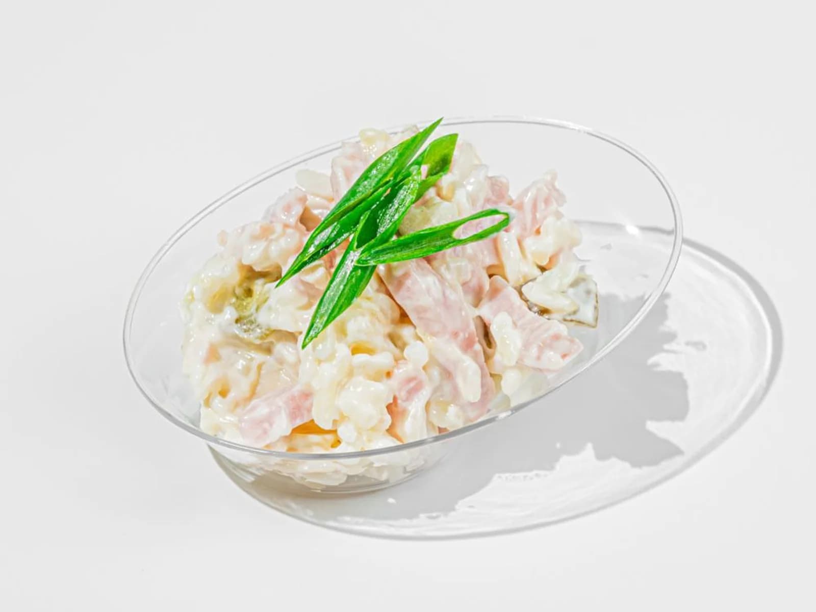 Салат с ветчиной и сыром